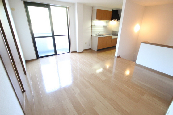 メゾンアヴニ-ル