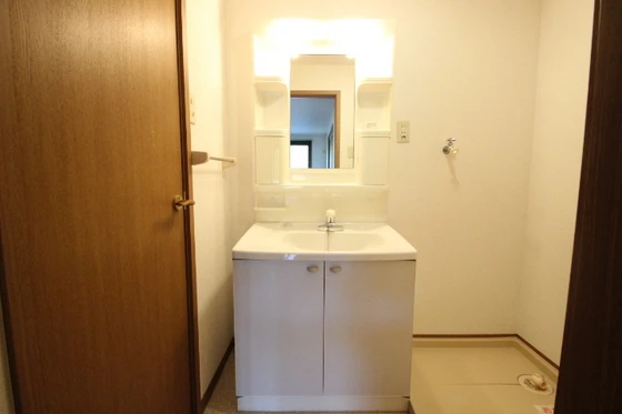 メゾンアヴニ-ル