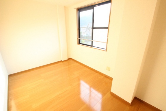 メゾンアヴニ-ル