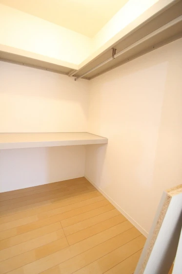 クレセオ西長瀬