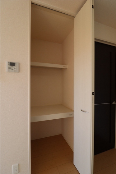 スプリング フィールド B棟