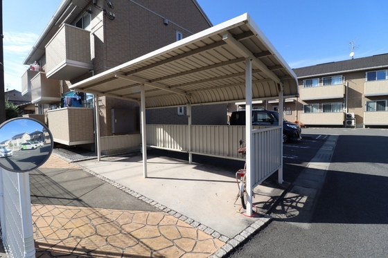 スプリング フィールド B棟