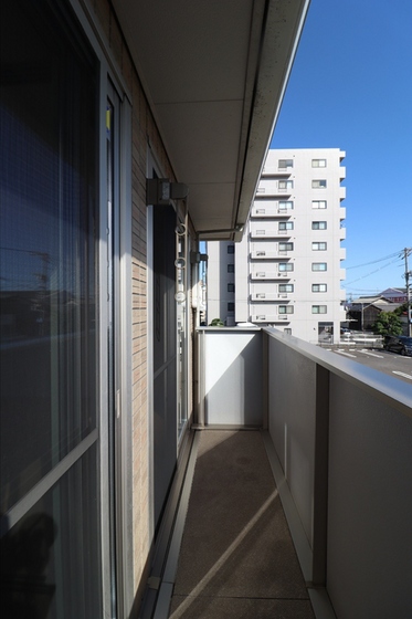 スプリング フィールド B棟