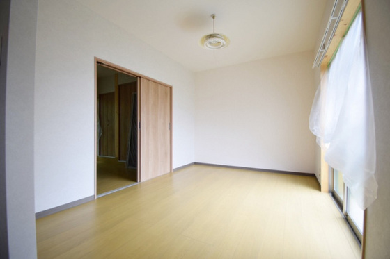 船越6丁目借家 奥