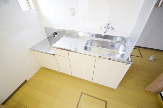 船越6丁目借家 奥