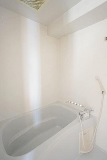 コンチネンタル・インB