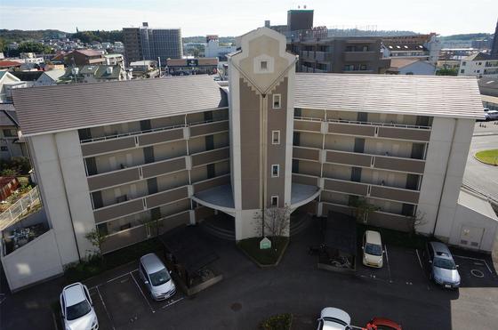 コンチネンタル・インB