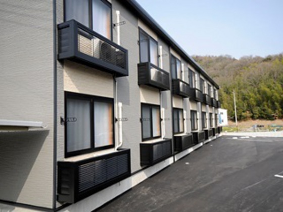 レオパレスエスケイティー