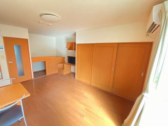 レオパレスピアチェーレ川口