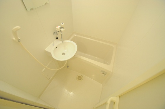 レオパレスリバーサイド竹田