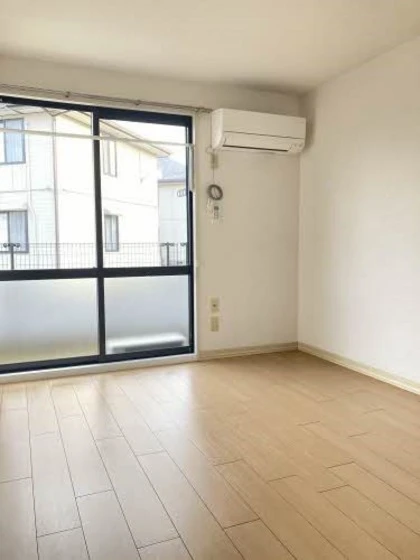 オークス 参番館