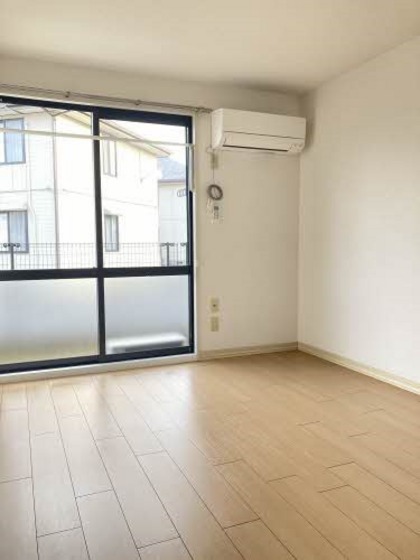 オークス 参番館