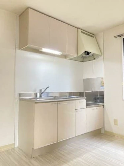 オークス 参番館