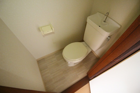 グリーンパレス京山B棟