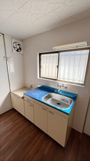 大安寺東町貸家