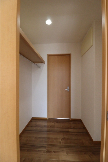 リースランド西市 C棟