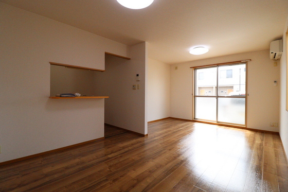 リースランド西市 C棟