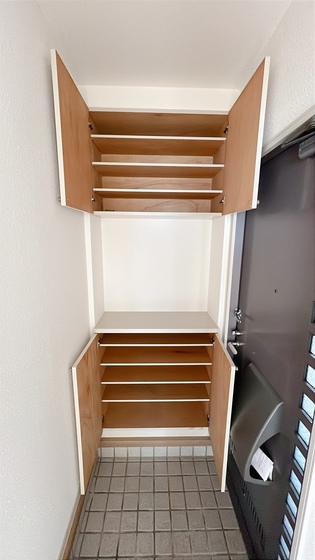 アベニュー B棟