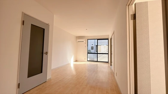 アベニュー B棟