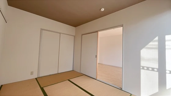 アベニュー B棟