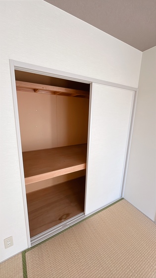 アベニュー B棟