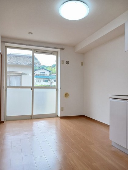 グリンピア古都B