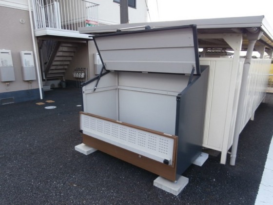 グローリーハウス的場C