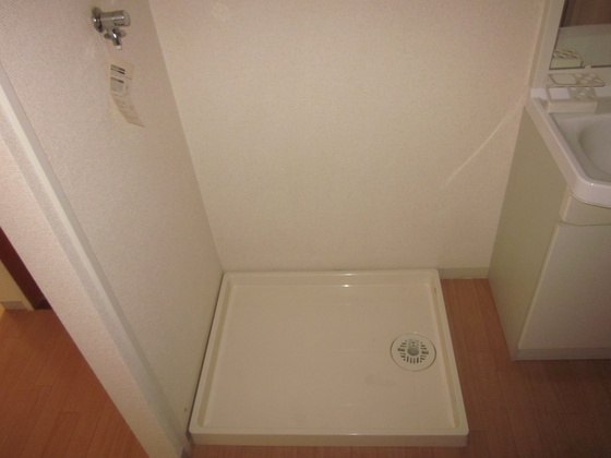 グローリーハウス的場C