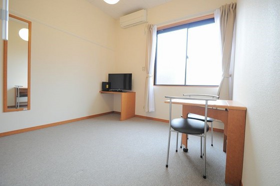 レオパレス西大寺南