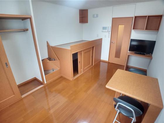 レオパレスエスペランス