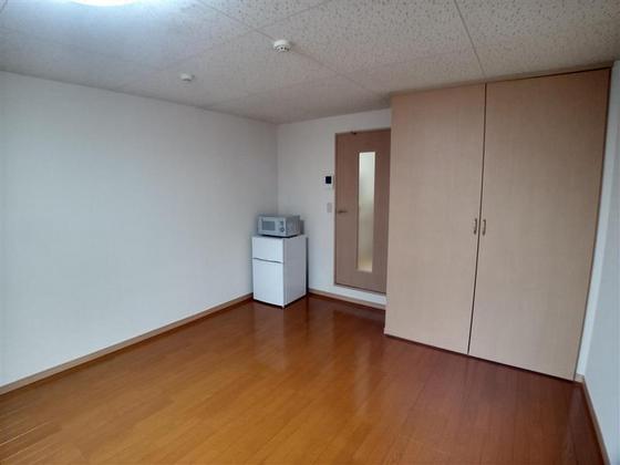 レオパレスグランドール早島