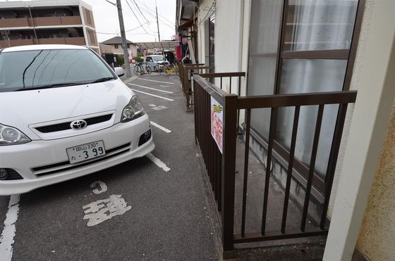 ホワイトメゾン津島C