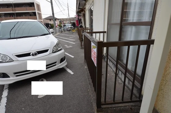 ホワイトメゾン津島C