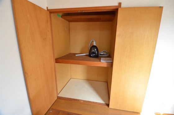 ホワイトメゾン津島C