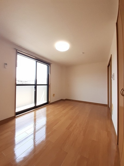 ミレニアムハイツ