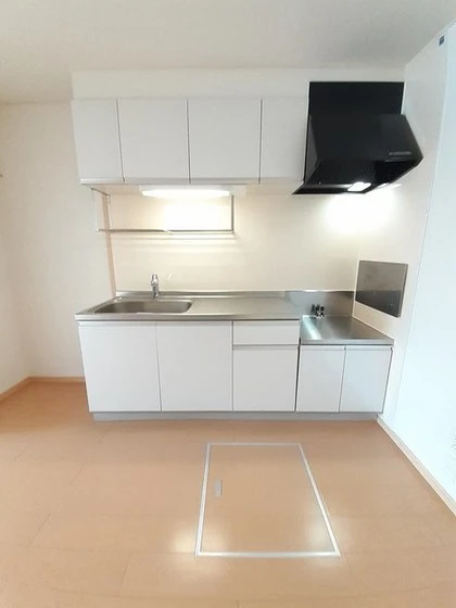 サニーメゾン庄苑A