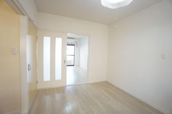 シャトルタカノ