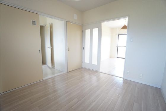 シャトルタカノ