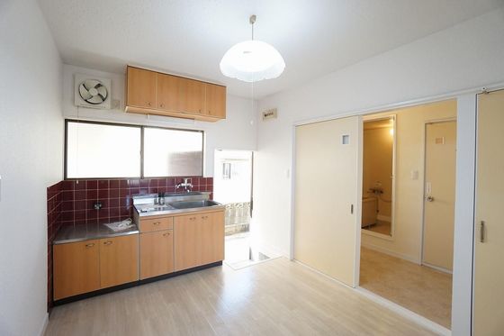 シャトルタカノ