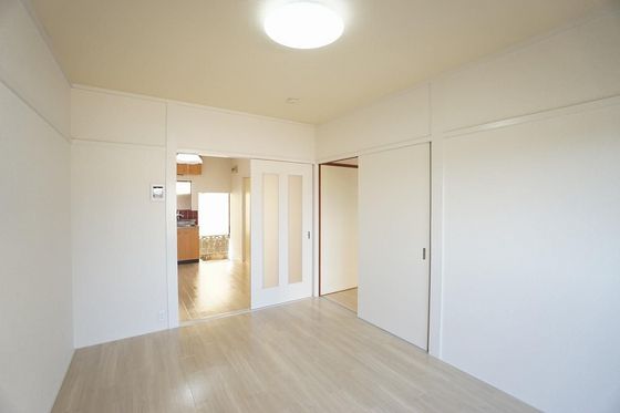 シャトルタカノ