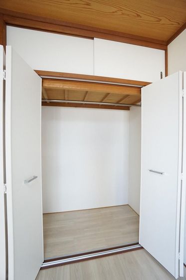 シャトルタカノ