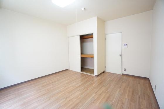 フィオーレ上東 II