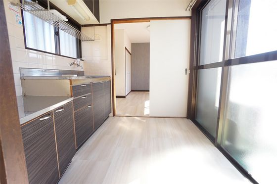 メゾンプラスワン