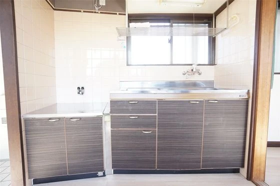 メゾンプラスワン