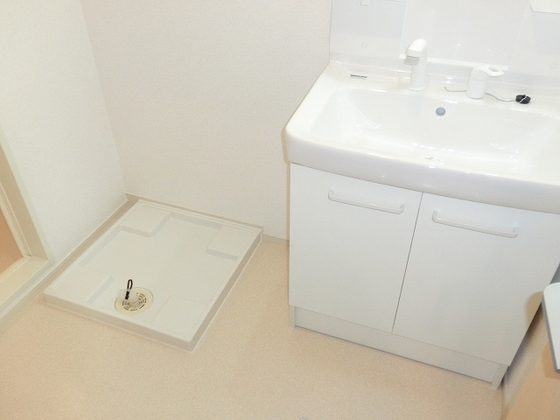 アルモニ-・ウメカ