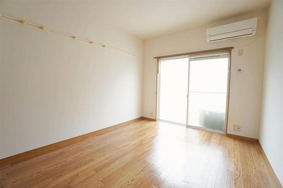 ツインコーポラスB