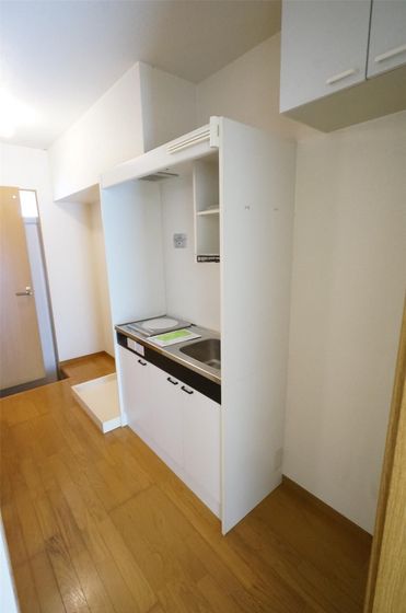 ツインコーポラスB