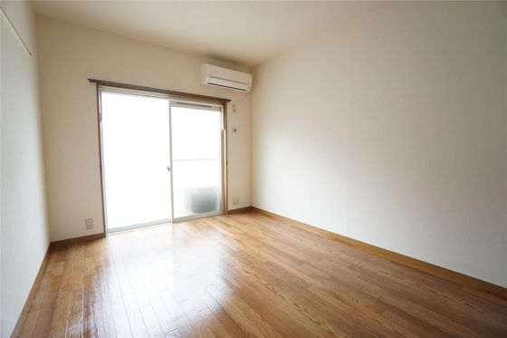 ツインコーポラスB