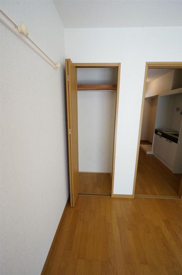 ツインコーポラスB