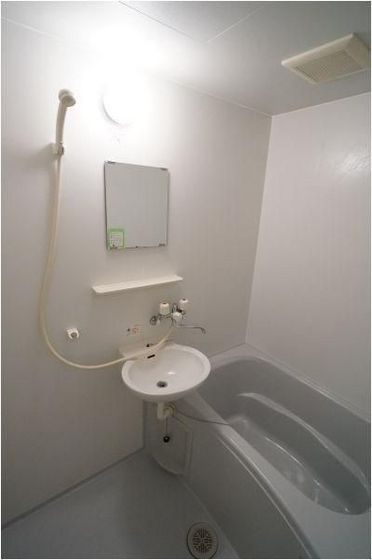 ツインコーポラスB